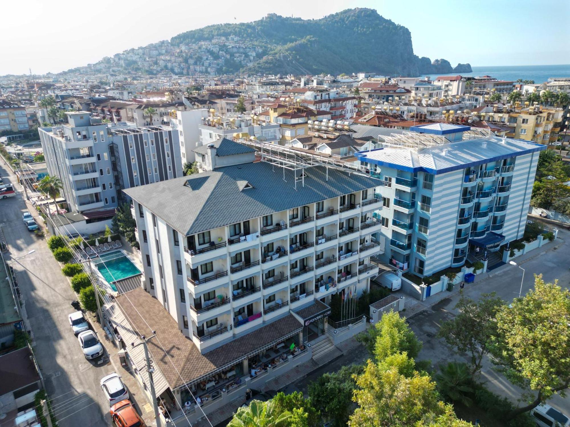 אלאניה Kandelor Hotel מראה חיצוני תמונה
